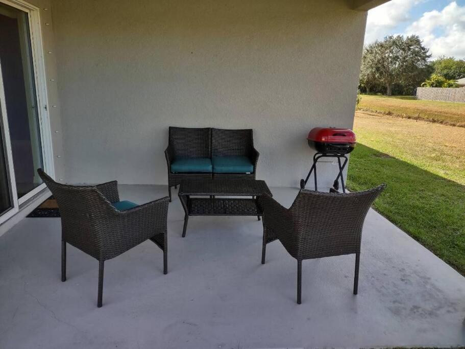 Cozy 3Bed 2Bath Near Mets Stadium/Beach Port St. Lucie エクステリア 写真